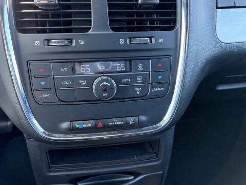 2016 Dodge Grand Caravan R/T