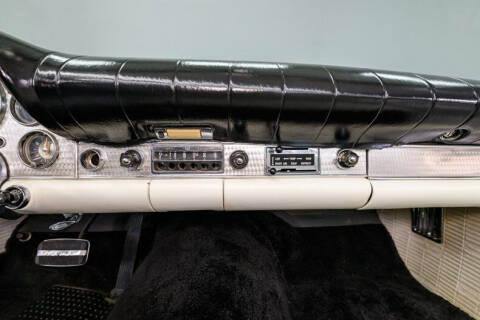 1957 Ford Thunderbird