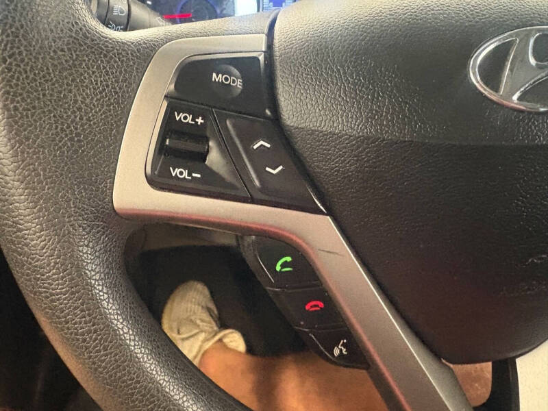 2012 Hyundai Veloster