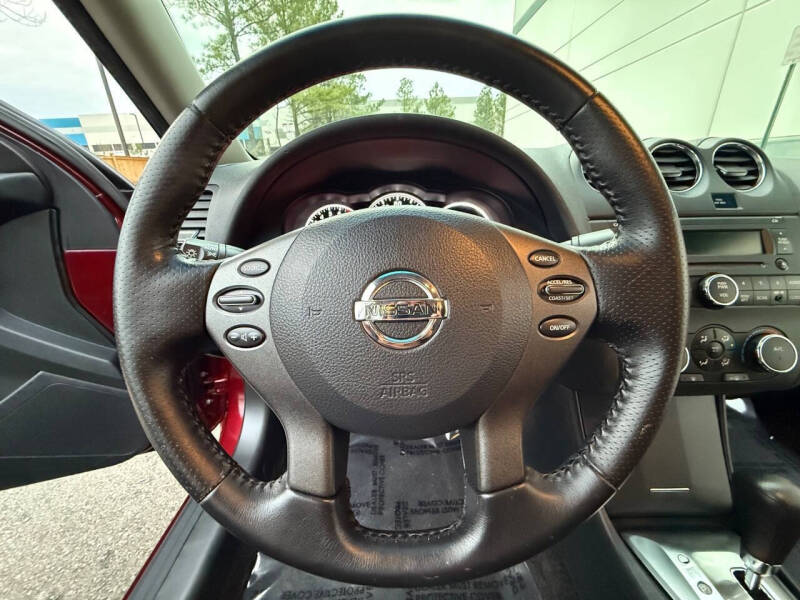 2010 Nissan Altima 3.5 SR