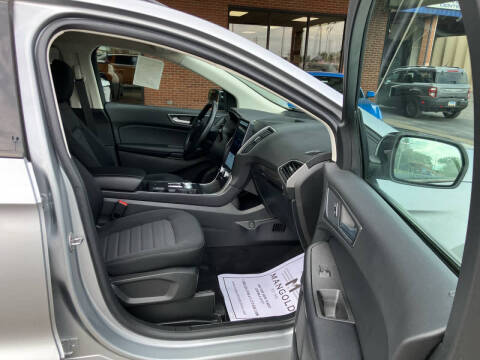 2023 Ford Edge SE