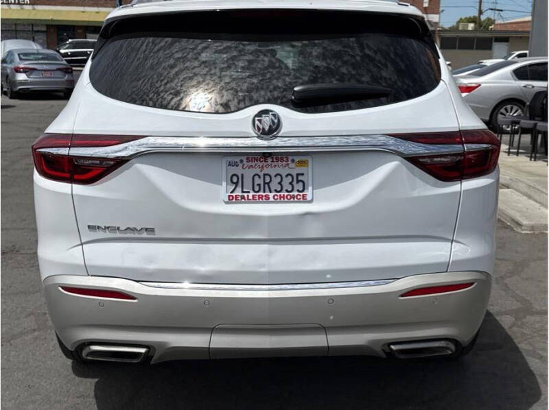 2020 Buick Enclave Essence