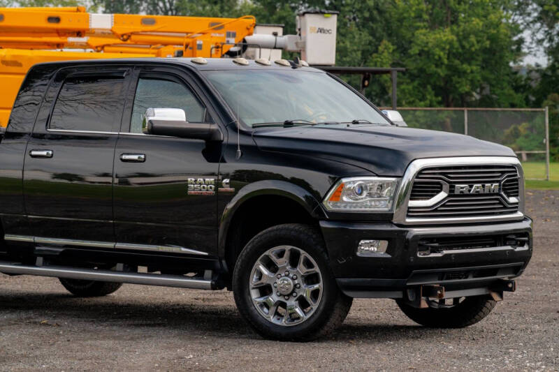 2018 RAM 3500 Laramie Limited