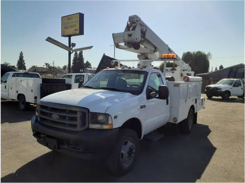2003 Ford F-550 Super Duty for sale at MAS AUTO SALES in Riverbank CA