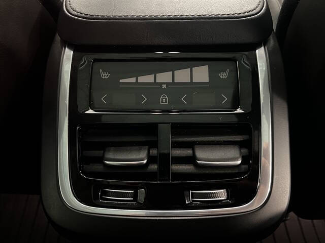 2023 Volvo XC90 B6 Plus Bright Theme 7P