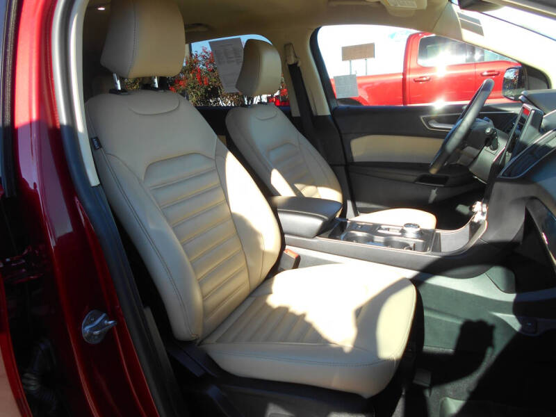 2024 Ford Edge