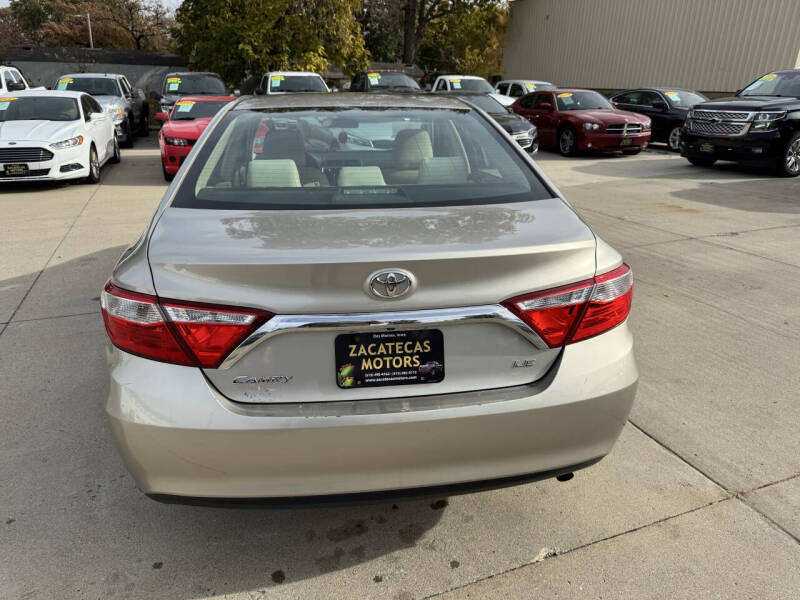 2017 Toyota Camry LE