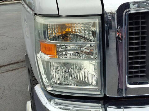 2008 Ford E-Series E-350 SD XLT