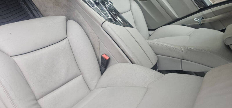 2012 BMW 5 Series 535i