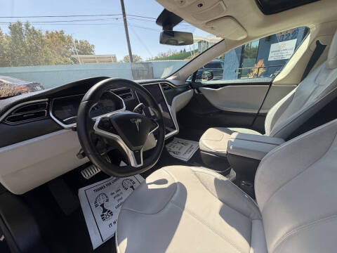 2013 Tesla Model S Performance