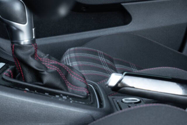 2017 Volkswagen Golf GTI S