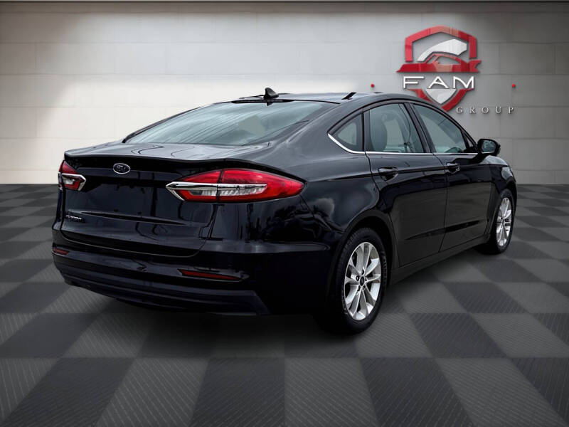 2020 Ford Fusion SE