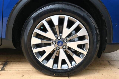 2022 Ford Escape Titanium