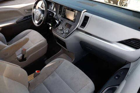 2019 Toyota Sienna L 7-Passenger