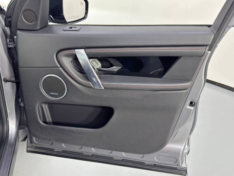 2021 Land Rover Discovery Sport P250 SE R-Dynamic