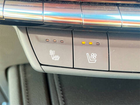 2025 Cadillac XT4 Sport