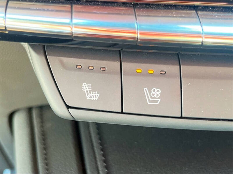 2025 Cadillac XT4 Sport