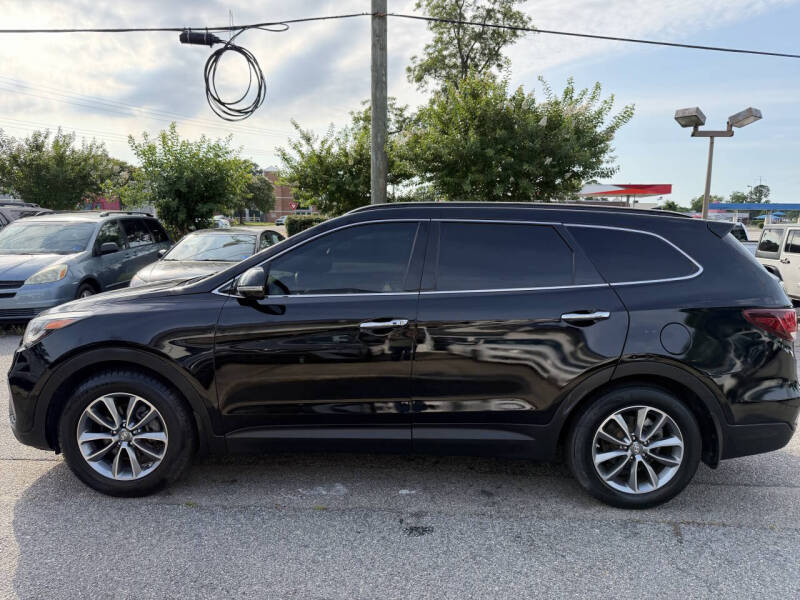 2017 Hyundai Santa Fe SE