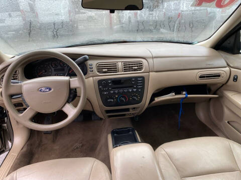 2004 Ford Taurus SES