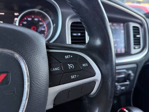 2017 Dodge Charger SXT