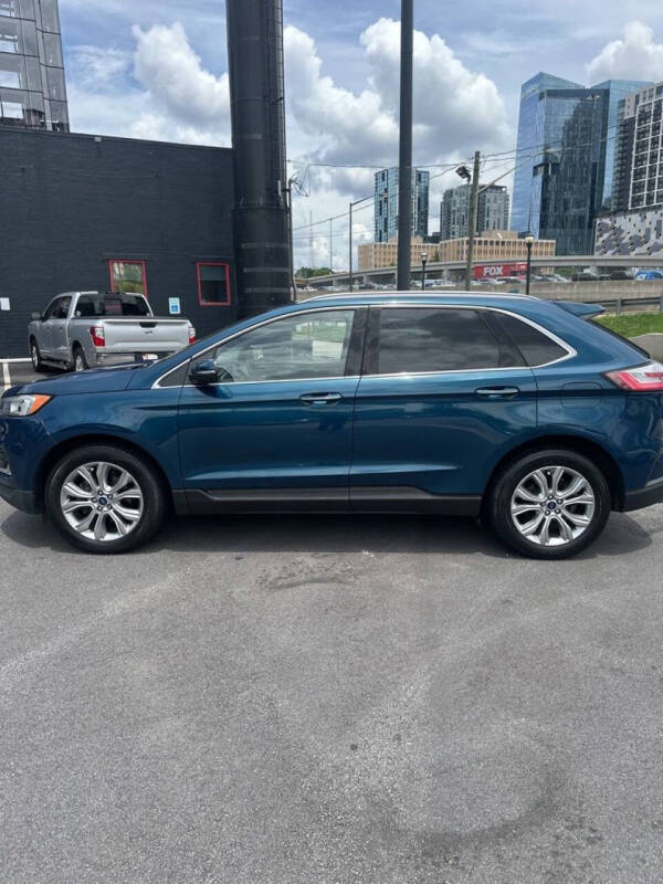 2020 Ford Edge Titanium
