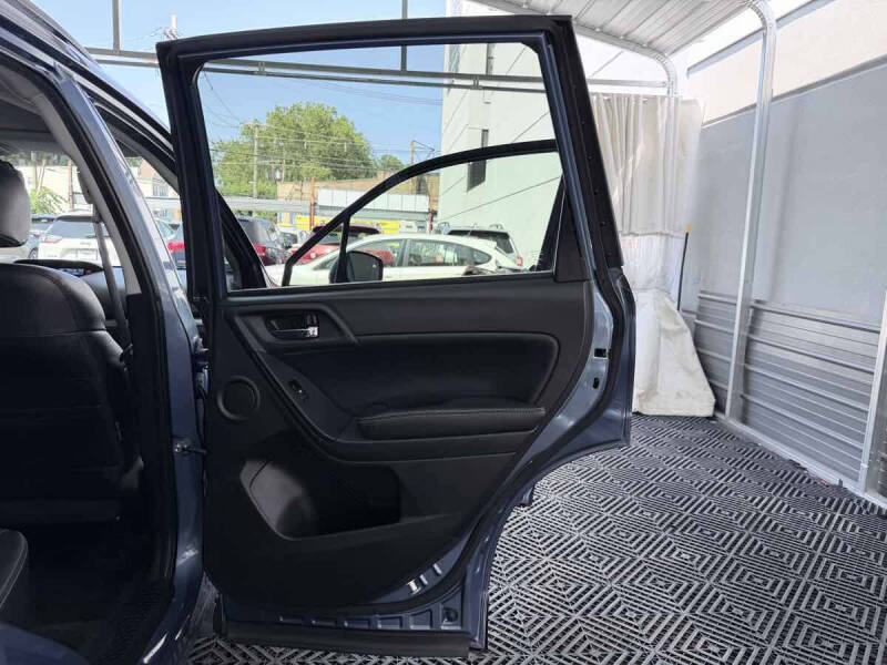 2015 Subaru Forester 2.0XT Touring