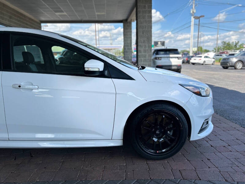 2017 Ford Focus ST