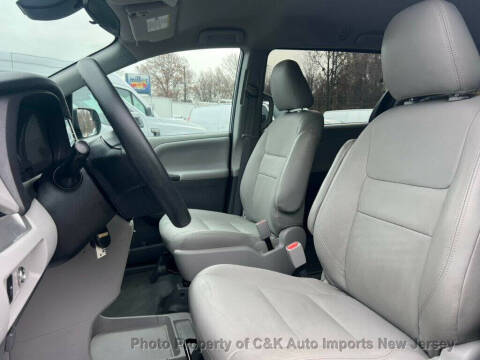 2020 Toyota Sienna L 7-Passenger