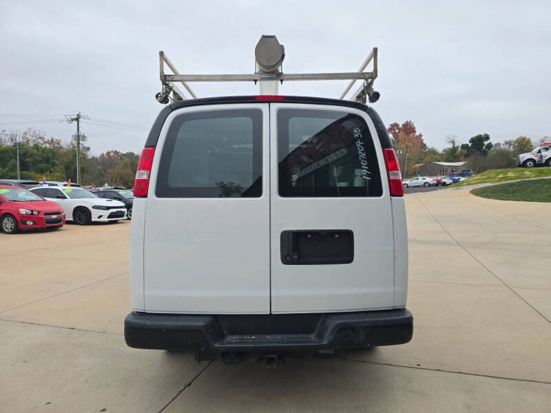 2019 Chevrolet Express 2500