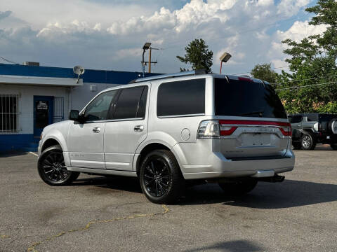 2016 Lincoln Navigator Select