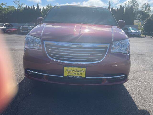 2015 Chrysler Town and Country for sale in Salem, OR