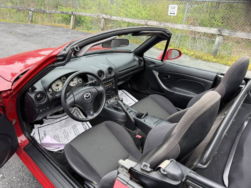 2002 Mazda MX-5 Miata