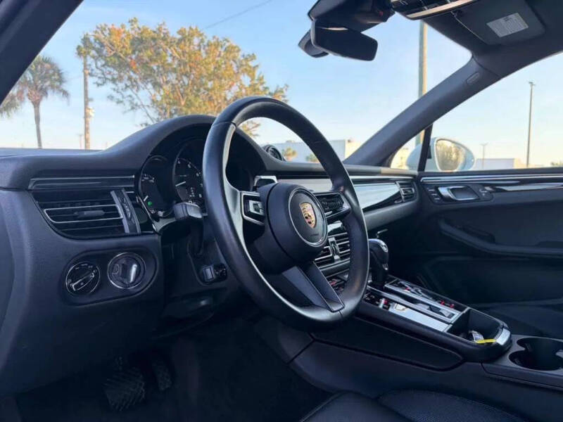 2024 Porsche Macan