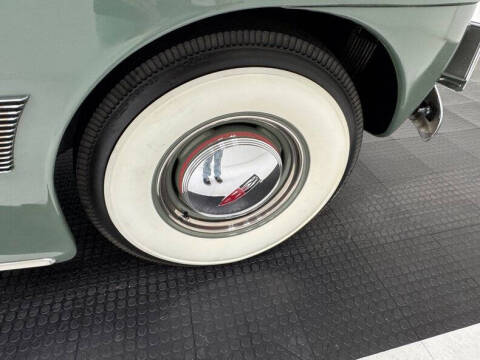 1940 Oldsmobile Custom Cruiser