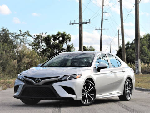 2018 Toyota Camry for sale at Auto Whim in Miami FL