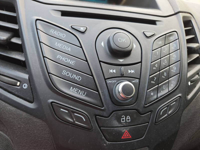 2014 Ford Fiesta S