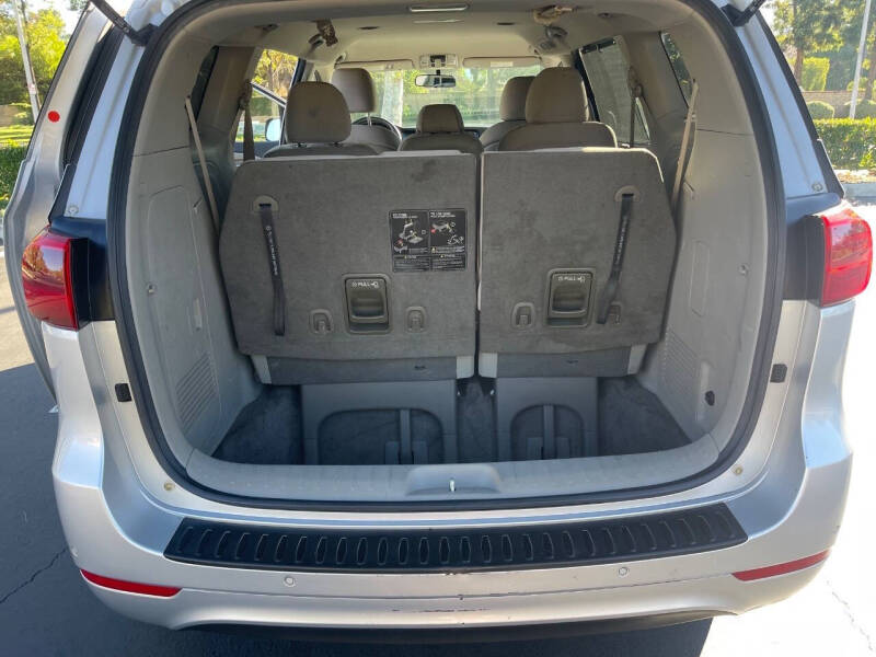 2016 Kia Sedona LX