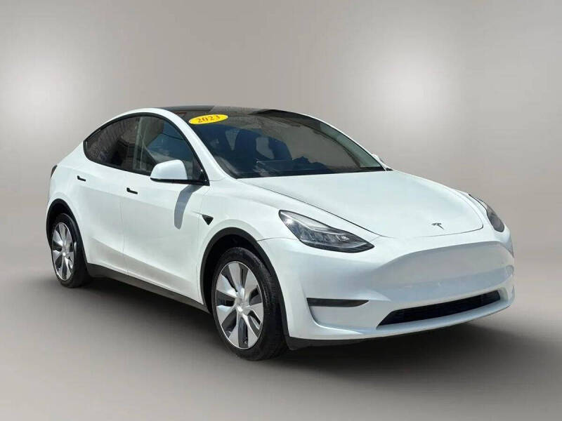 2023 Tesla Model Y Long Range