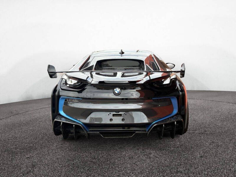 2015 BMW i8