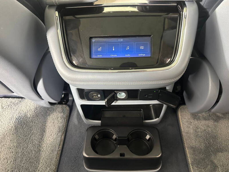 2023 Lincoln Navigator Black Label