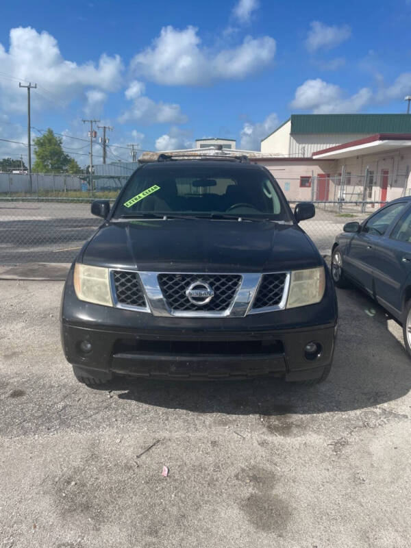 2007 Nissan Pathfinder LE