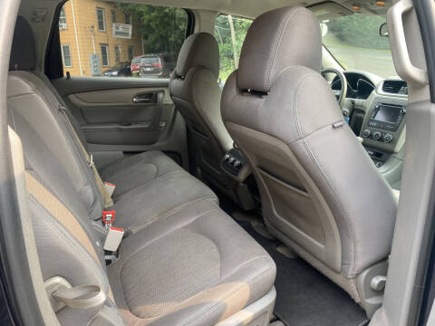 2017 Chevrolet Traverse LS