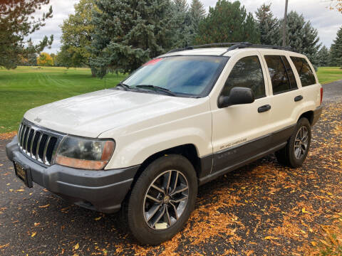 2001 Jeep Grand Cherokee for sale at BELOW BOOK AUTO SALES in Idaho Falls ID