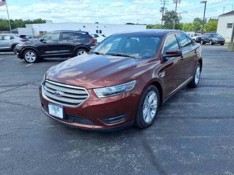 2015 Ford Taurus SEL