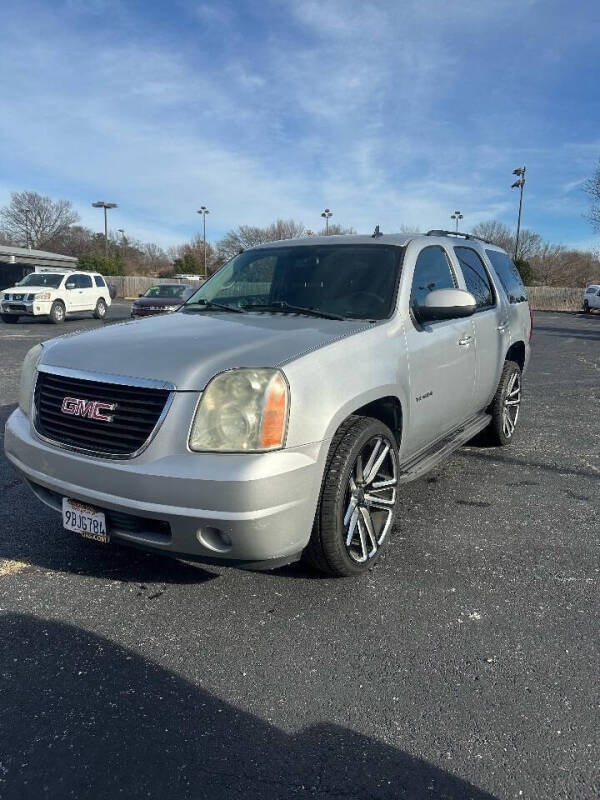 2011 GMC Yukon SLE