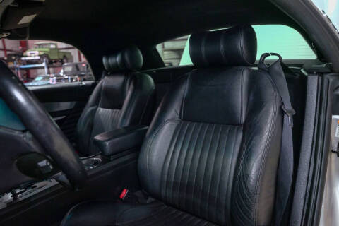 2004 Ford Thunderbird Deluxe