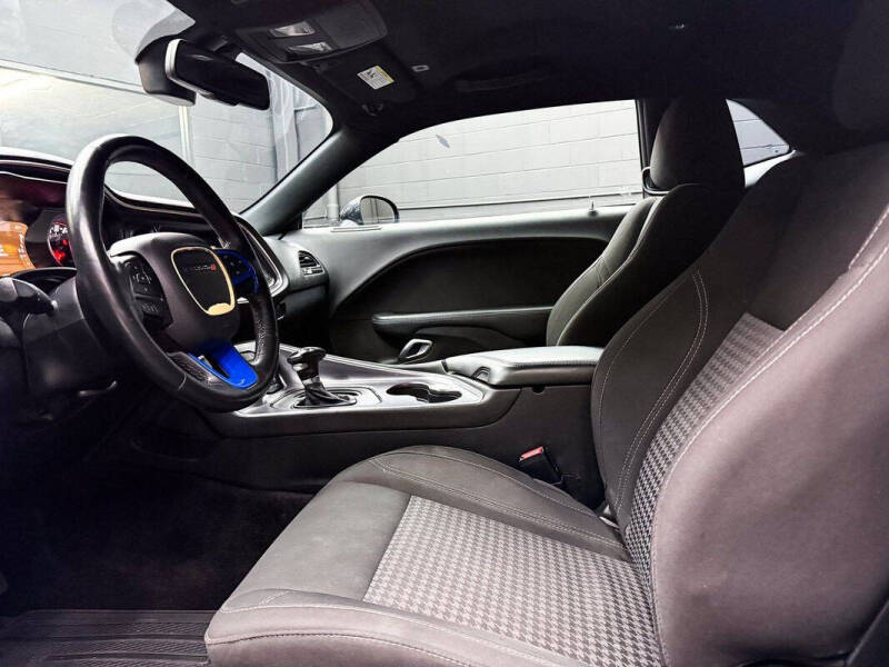 2018 Dodge Challenger SXT