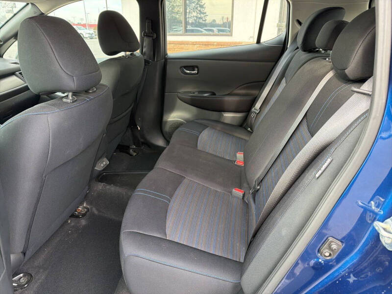 2022 Nissan LEAF S PLUS