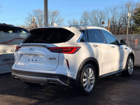 2019 Infiniti QX50 Essential