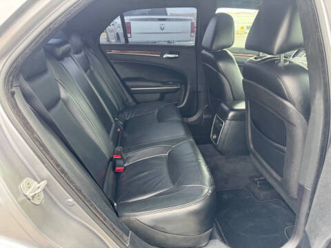 2013 Chrysler 300